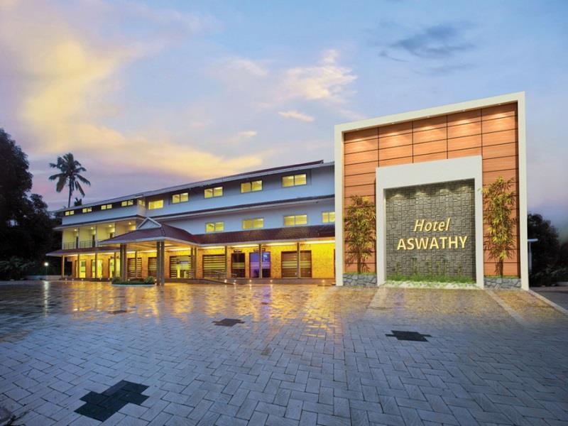 Hotel Aswathy Kodungallur Екстер'єр фото